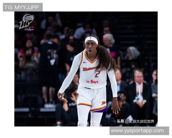 茂茂发力杰基杨错失关键上篮WNBA半决赛抢五战进入激烈加时赛 茂茂发力杰基杨错失关键上篮WNBA半决赛抢五战进入激烈加时赛