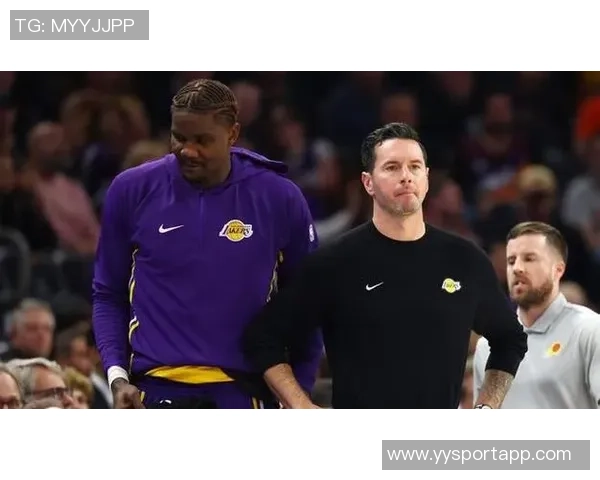 艾顿谈换防表现：教练信任让我自信队友支援让我感到自在