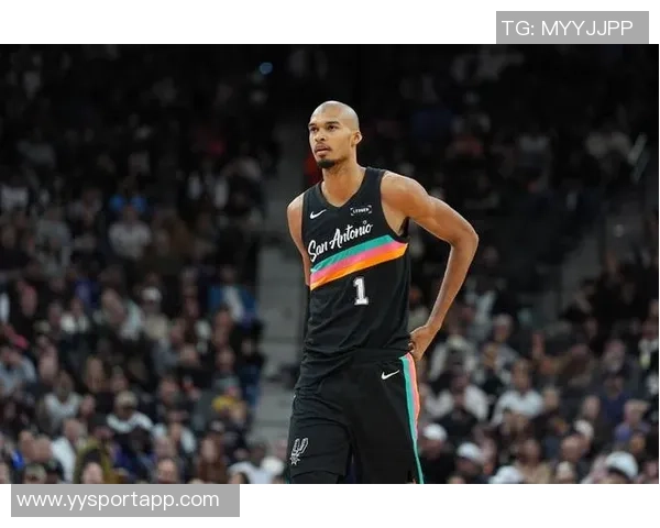 文班在圣诞大战中展现高僧形态285分钟狂砍282分三项命中率惊人